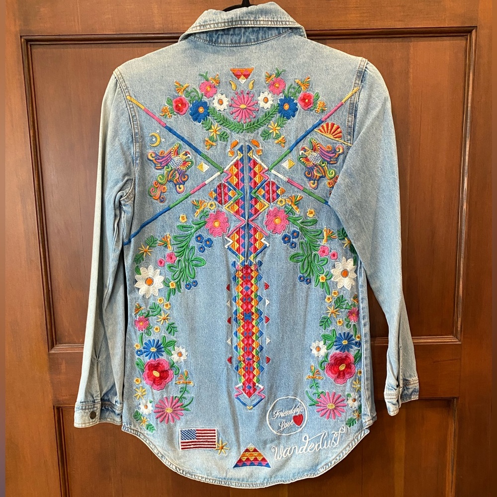 Spell & the Gypsy Love Child Wanderlust Button Front Denim Shirt jacket Small - Picture 3 of 7